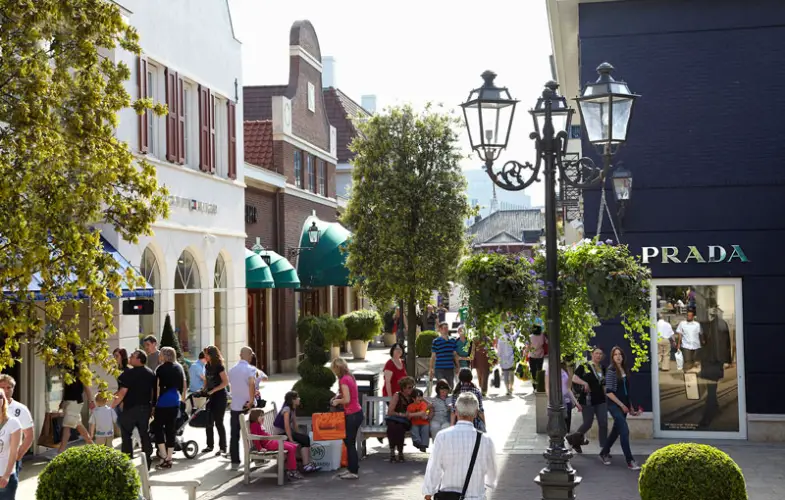 outlet roermond moncler preise outlet roermond moncler preise